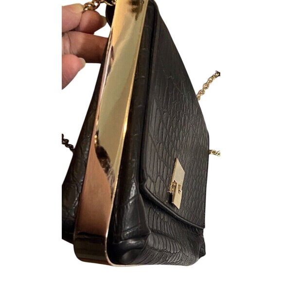 Crossbody Shoulder Bag-Forever 21 Black-Croc OrSnake Skin Desgn-Chain Brass Trim - Picture 7 of 7
